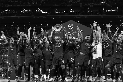 匈牙利34岁男子创下电子游戏马拉松最长时长纪录