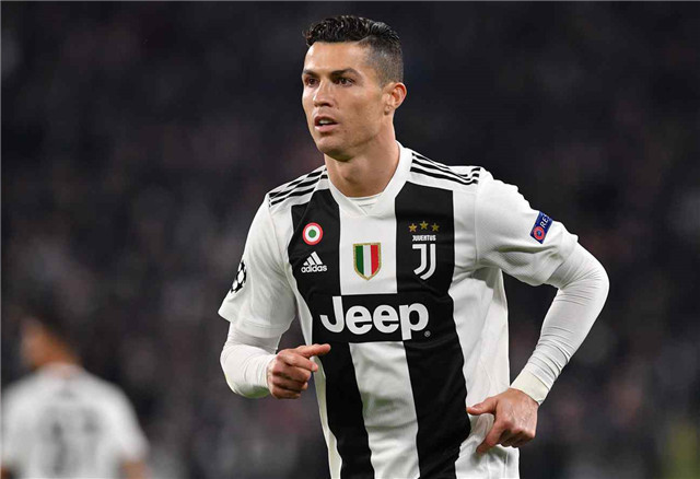 桥牌经典防守技巧复盘