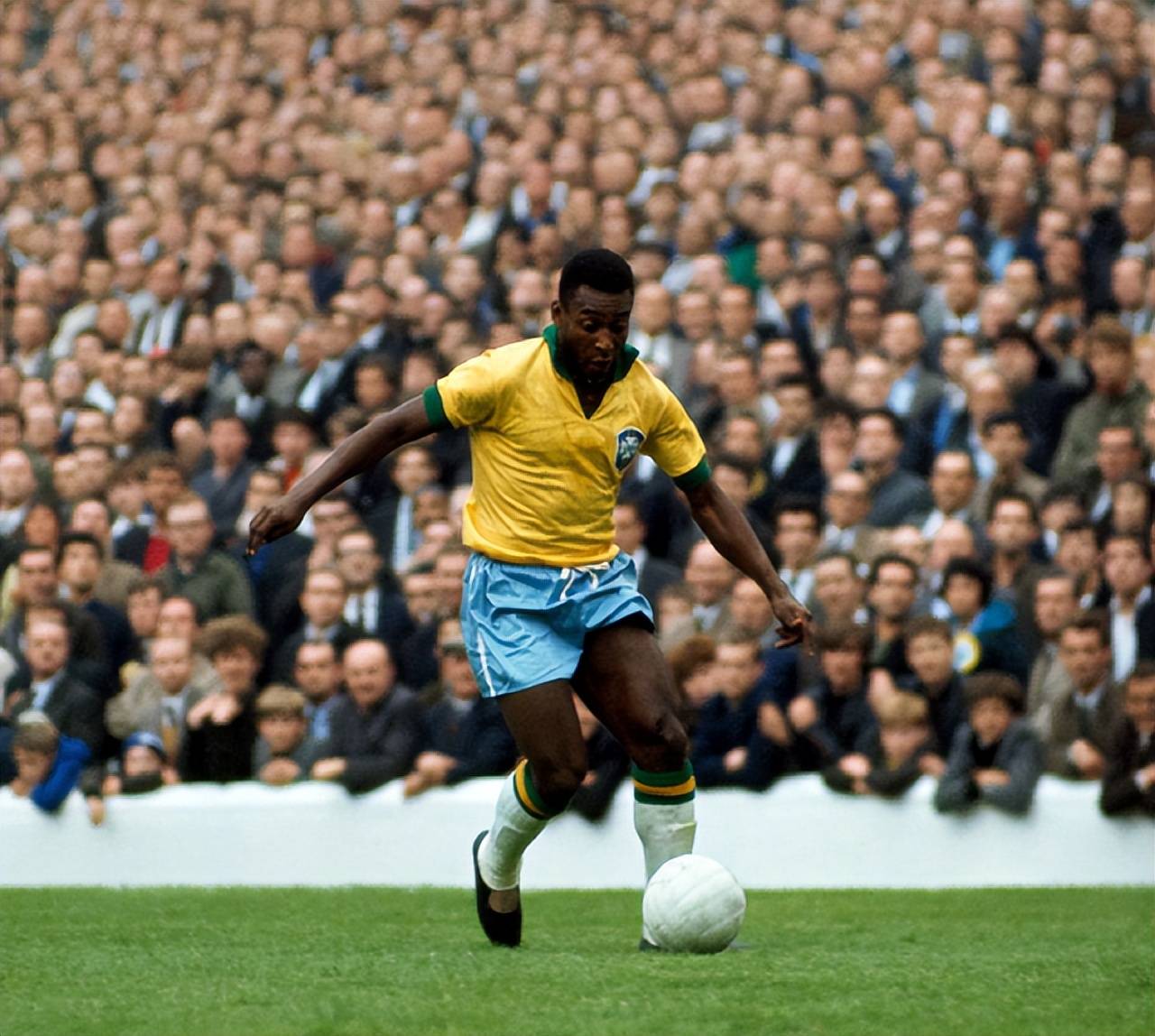 《原神》温迪圣遗物搭配指南：释放风神的真正力量