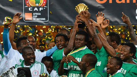 KPL历史上首个5FMVP阵容登场，狼队新阵容迎战KSG，JDG能否三杀DRG拿下开门红？