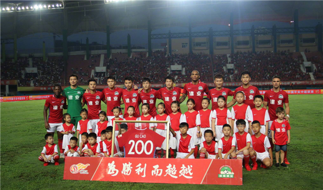 年总才打了两场，AG就迎来了压力，一诺不会的英雄，道崽玩得很强！