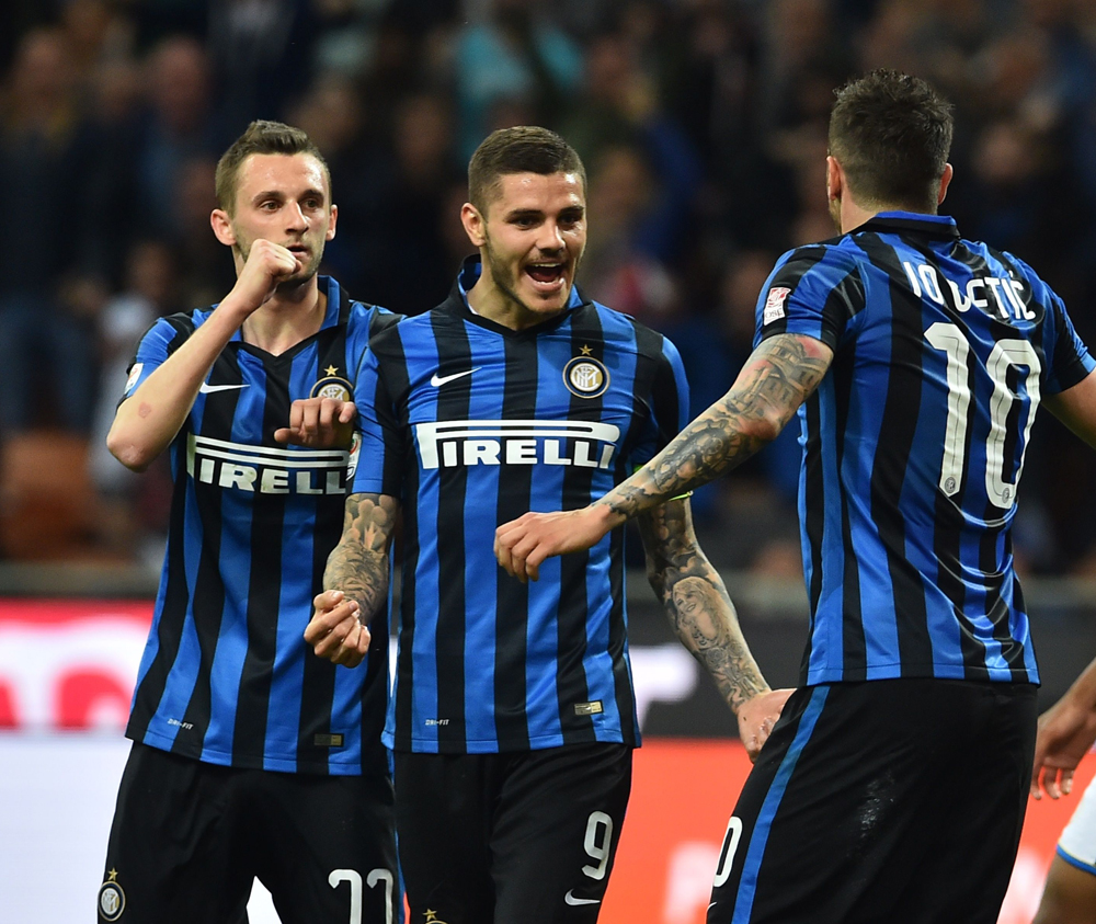 库里30岁后依旧巅峰状态：数据超越乔丹，近八场均破30分