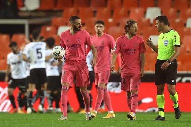 官方：勒阿弗尔免签前摩洛哥国脚鲍法尔